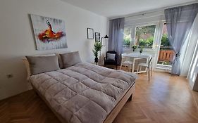 The Rowhouse Apartment Ljubljana - Free Parking