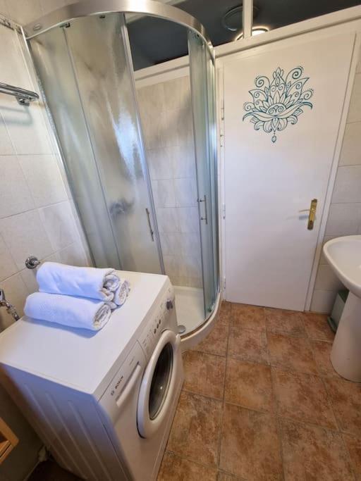 The Rowhouse Apartment Ljubljana - Free Parking Exterior photo