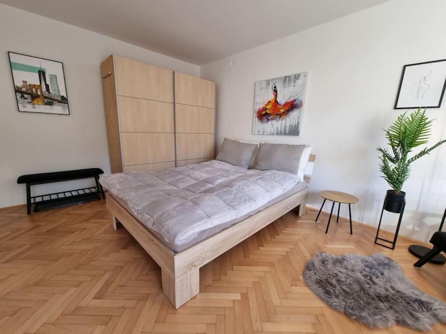 The Rowhouse Apartment Ljubljana - Free Parking Exterior photo